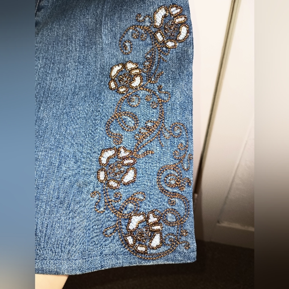 Jeans - Picture 6 of 6